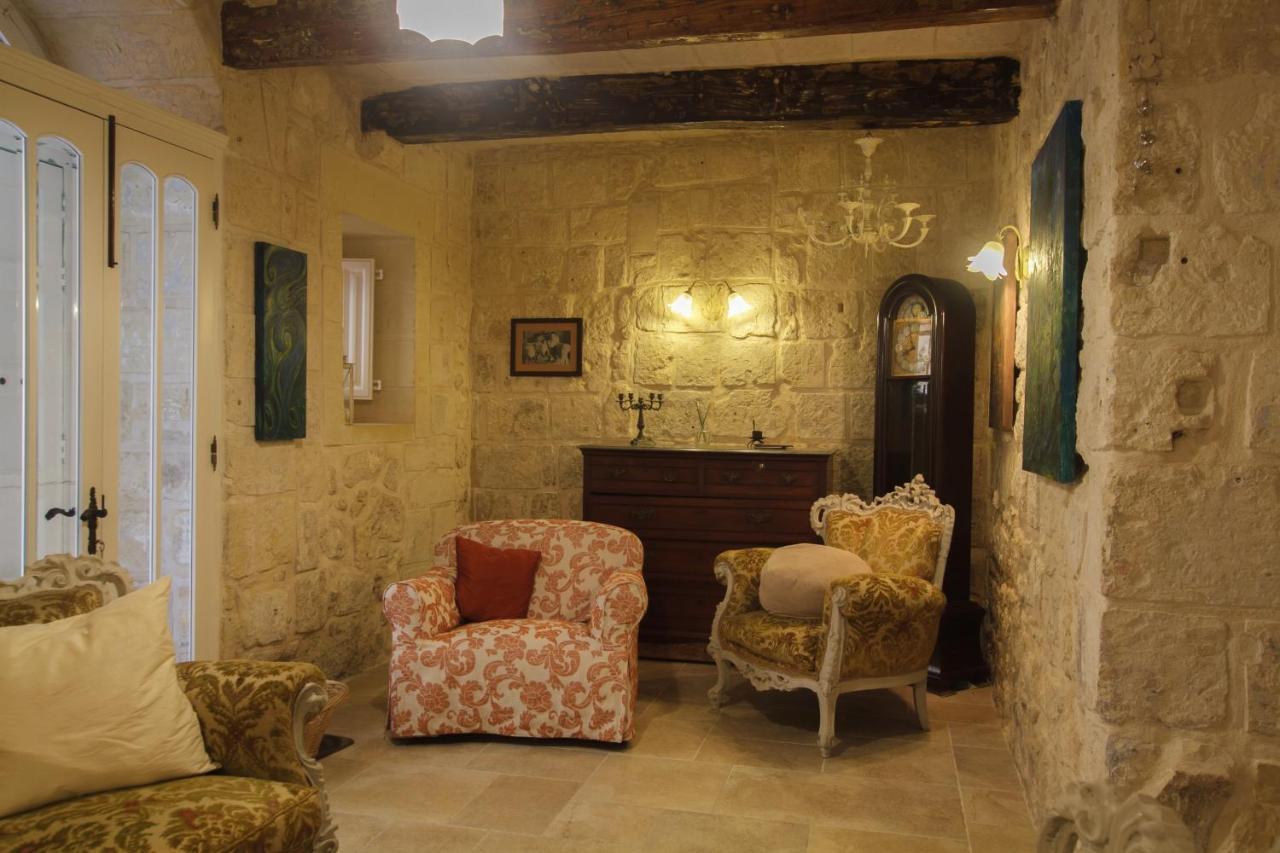 Town House Steeped In History Villa Rabat Eksteriør bilde