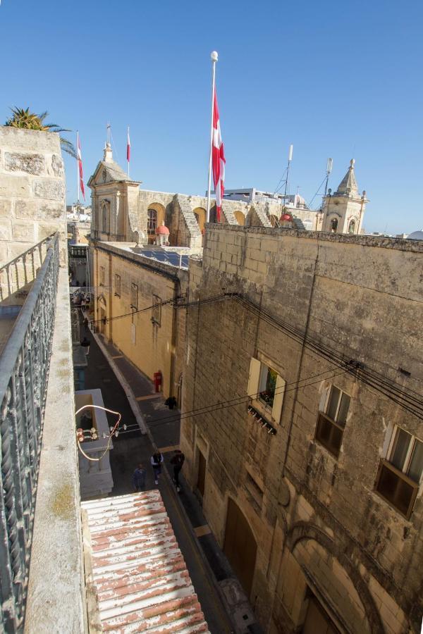 Town House Steeped In History Villa Rabat Eksteriør bilde