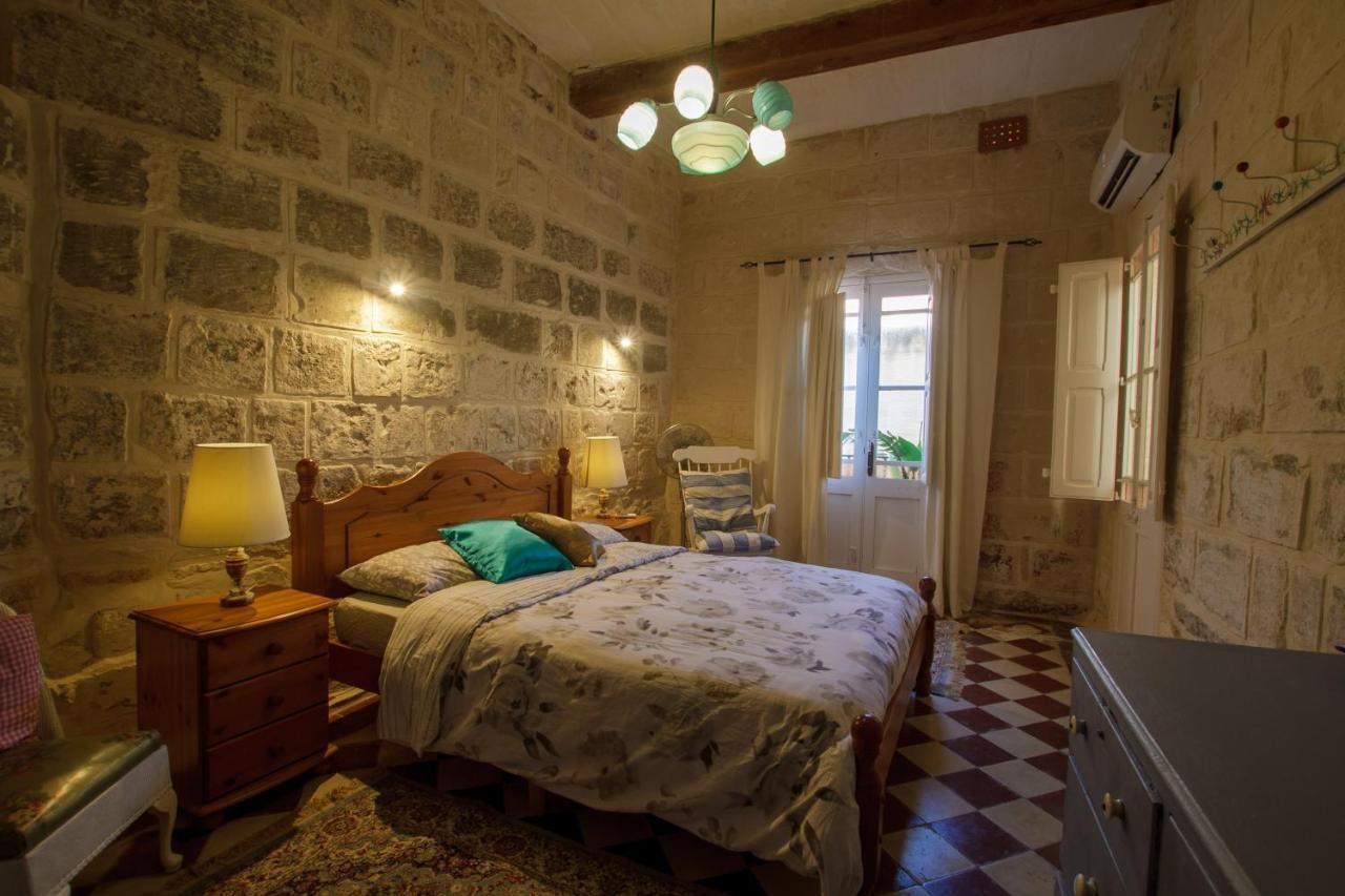 Town House Steeped In History Villa Rabat Eksteriør bilde