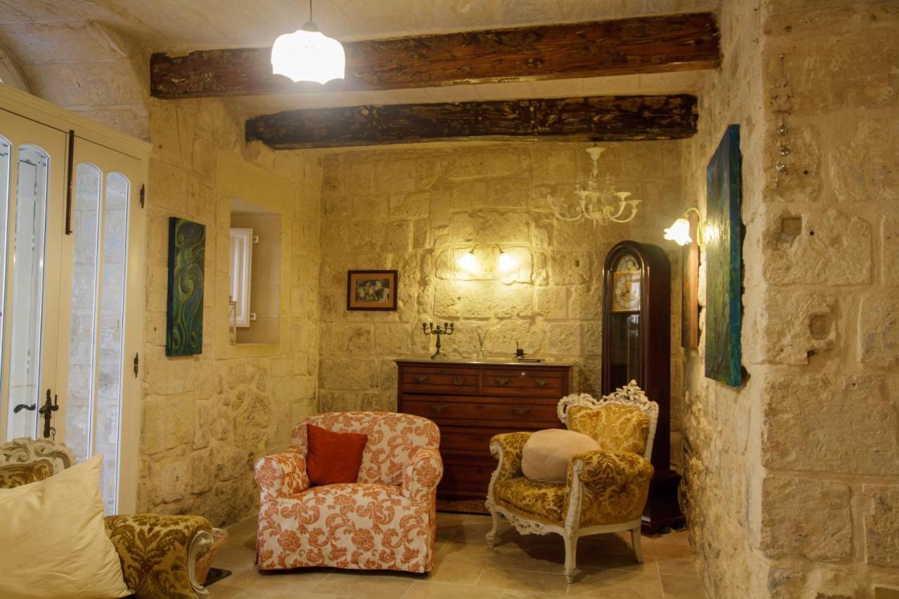 Town House Steeped In History Villa Rabat Eksteriør bilde